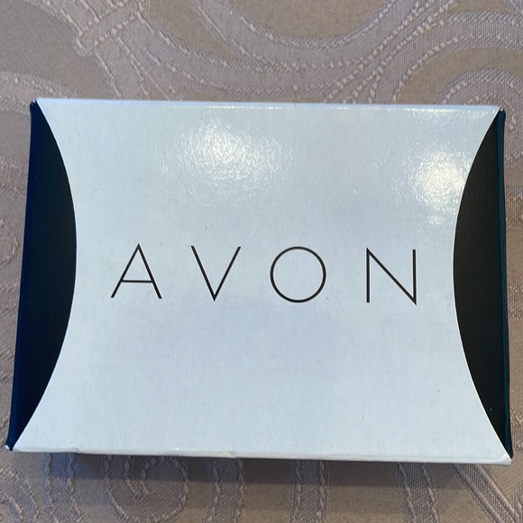 🆕 NIB AVON Mix & Stack Beaded Stretch Bracelet in Topaz - Picture 3 of 3